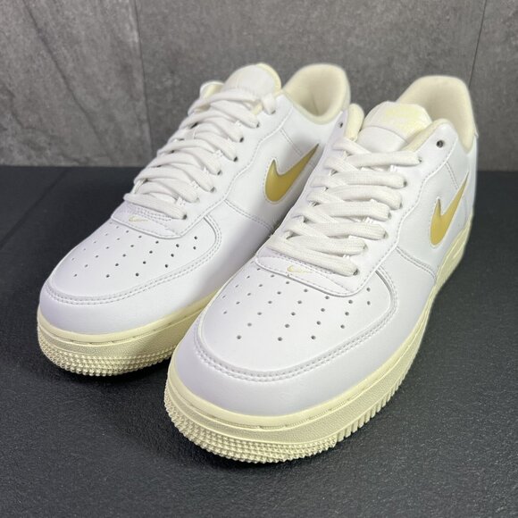 Nike Air Force 1 '07 LX Pale Vanilla Size 8.5 Mens Sneakers - Picture 7 of 12